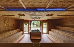 Outdoor-Sauna...
