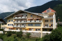 das Stammhaus...